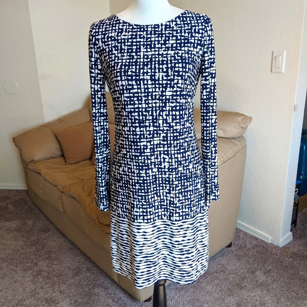 Navy and White Long Sleeved Shift Dress by Vince Camuto- Size 4